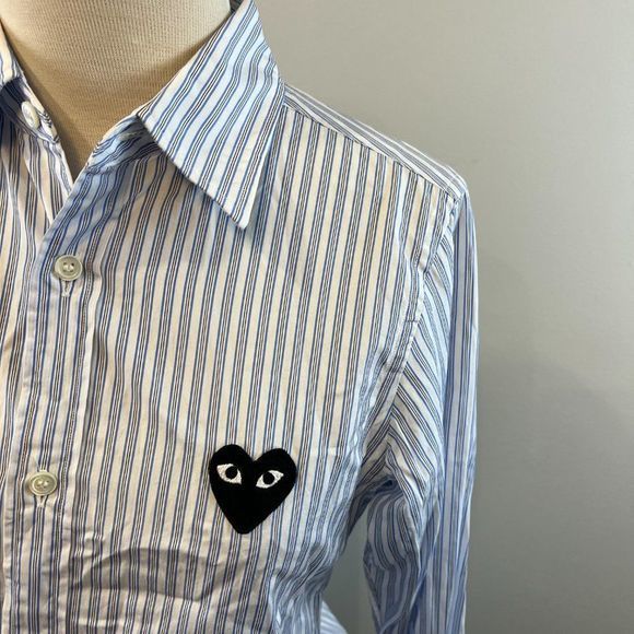 NWOT COMME DES GARÇONS PLAY Blue & White Striped Heart Patch Shirt Long - Picture 4 of 11